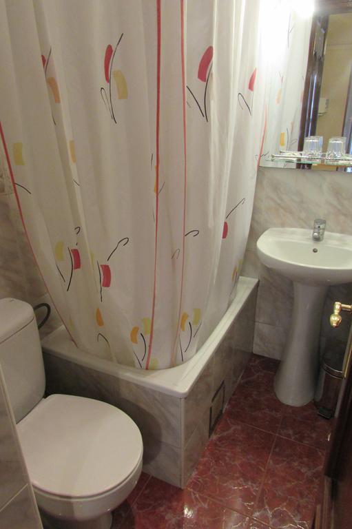 Hostal Prim Madrid Kültér fotó