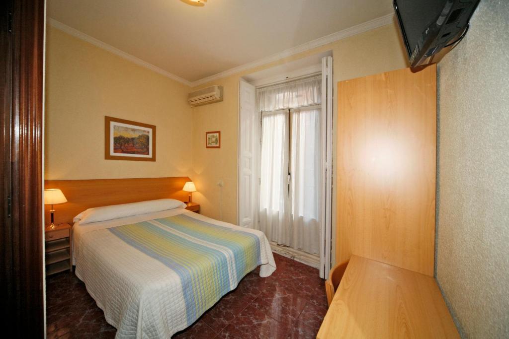 Hostal Prim Madrid Kültér fotó